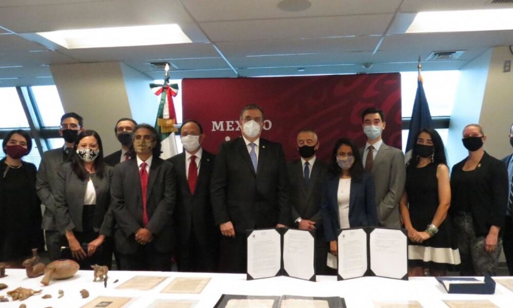 México recupera documentos históricos robados; incluyendo carta de Hernán Cortés
