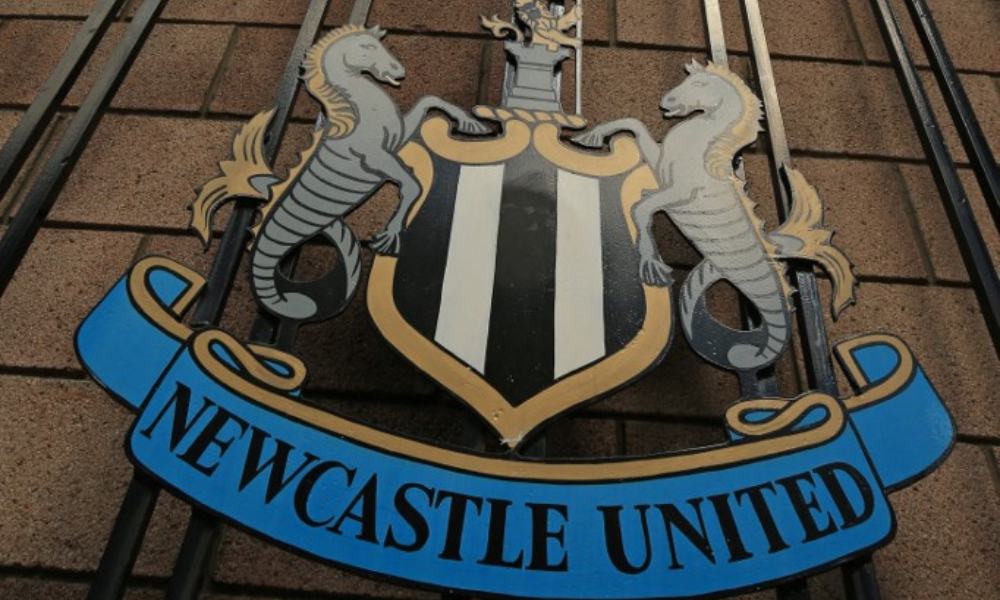Newcastle cierra venta a fondo saudí; se convierte en uno de los clubes más ricos del mundo