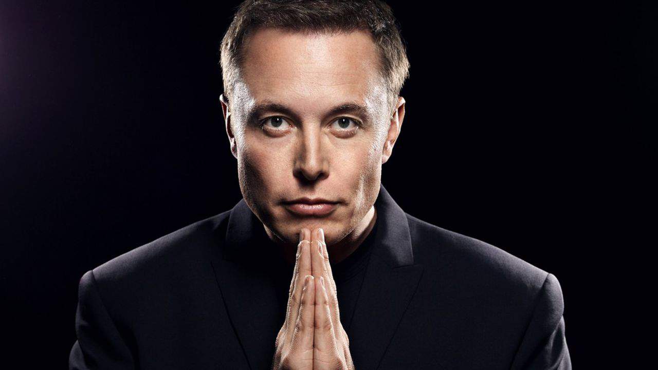 Elon Musk vende  690 mdd en acciones de Tesla tras encuesta en Twitter