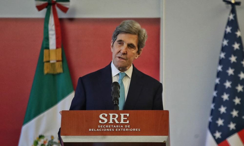 John Kerry se reúne con AMLO: abogará por un mercado energético abierto y competitivo