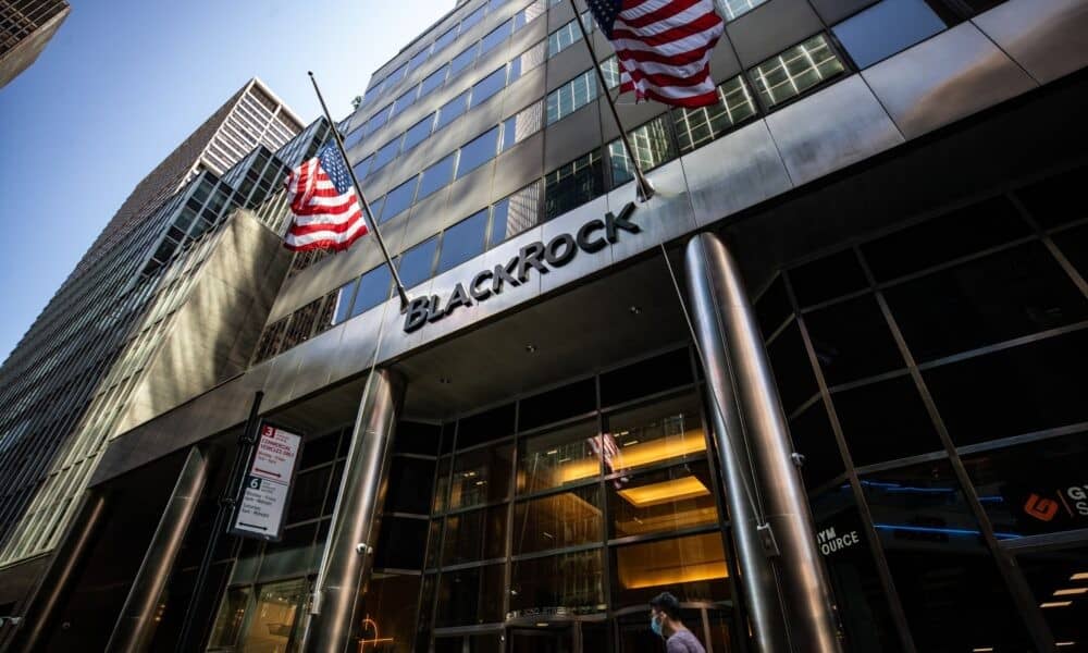 Turbulencias en mercados provocan caída trimestral de BlackRock