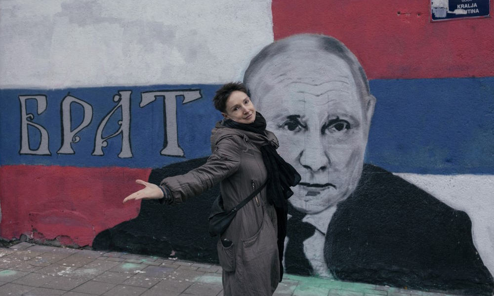 Putin compara sanciones contra cultura rusa con quema de libros de los nazis
