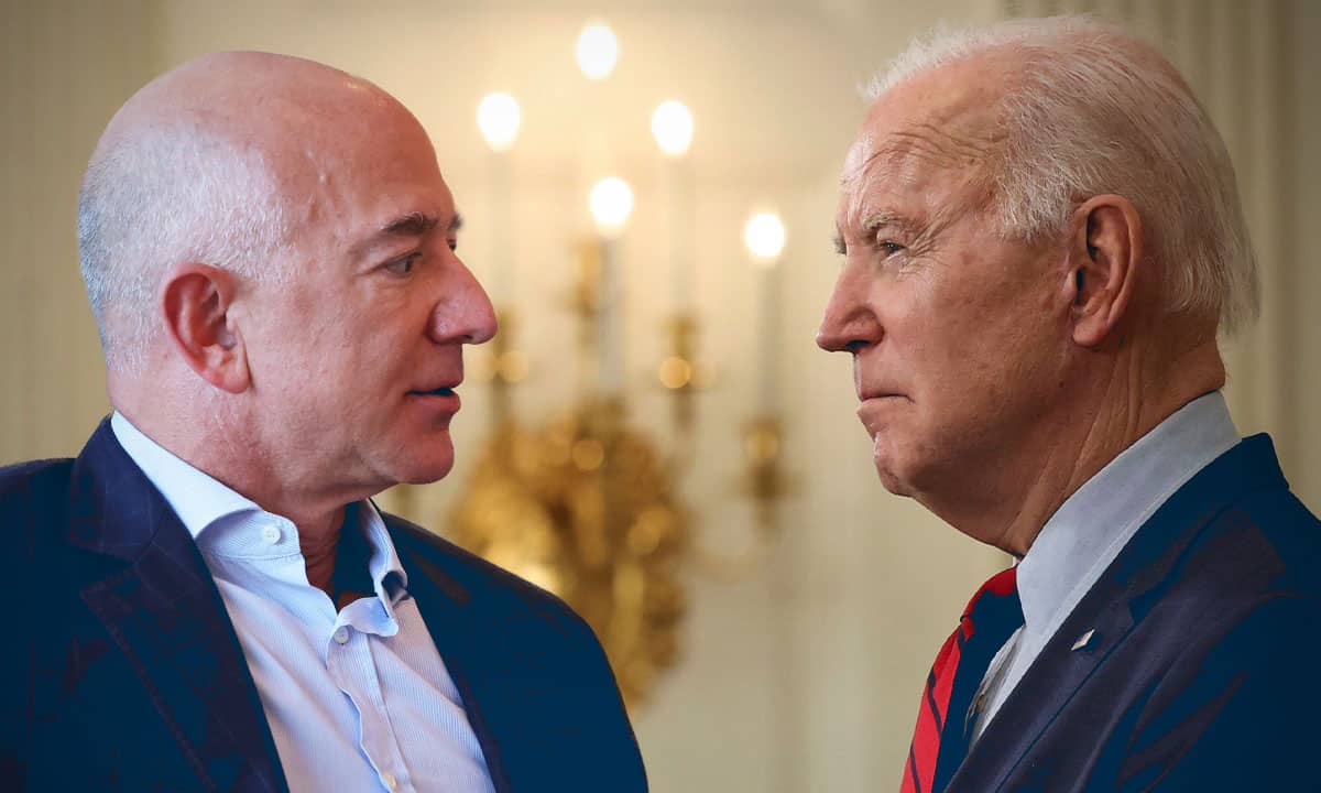 Jeff Bezos y la Casa Blanca se enfrentan en Twitter por impuestos e inflación