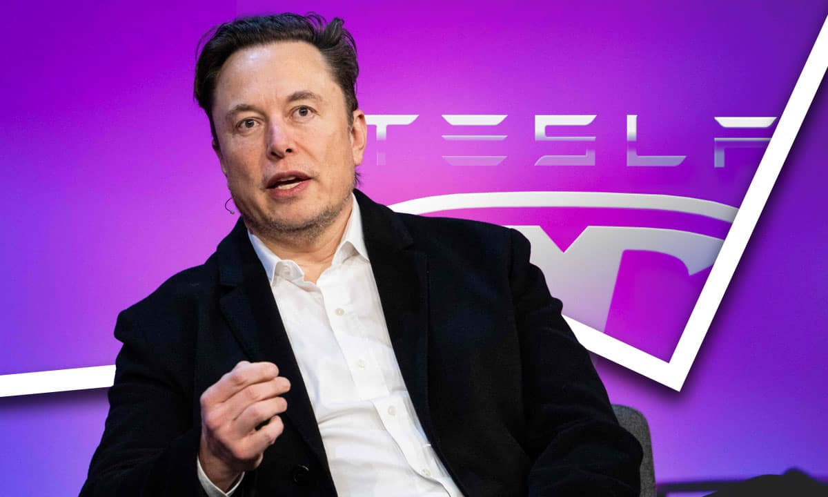 Musk da a conocer que incrementará precios del asistente de conductor de Tesla a 15,000 dólares