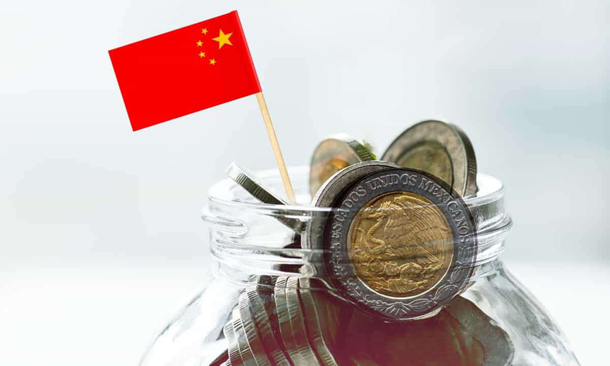 Peso se deprecia 0.14% tras decepcionantes datos económicos de China