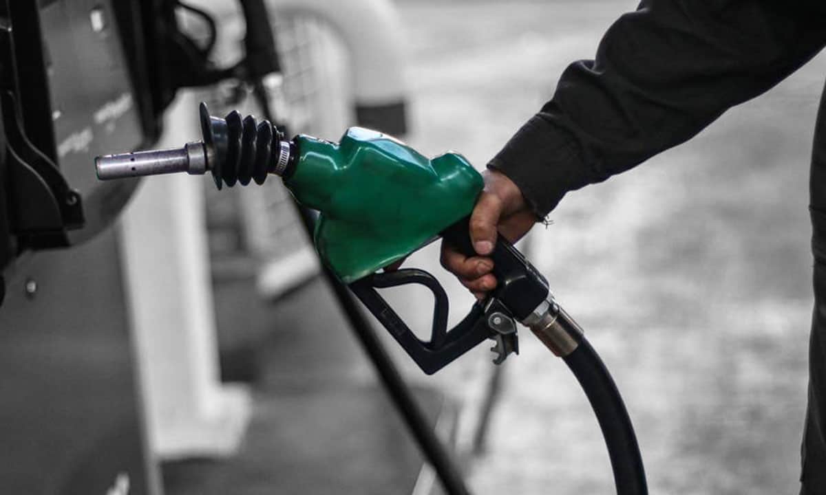 Sin subsidio, precio de la gasolina sería de 35 pesos e inflación se ubicaría en 11 Hacienda