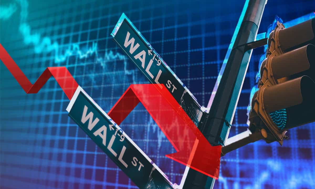 Wall Street cierra a la baja debido al pronóstico débil de Home Depot y los temores sobre el techo de la deuda 