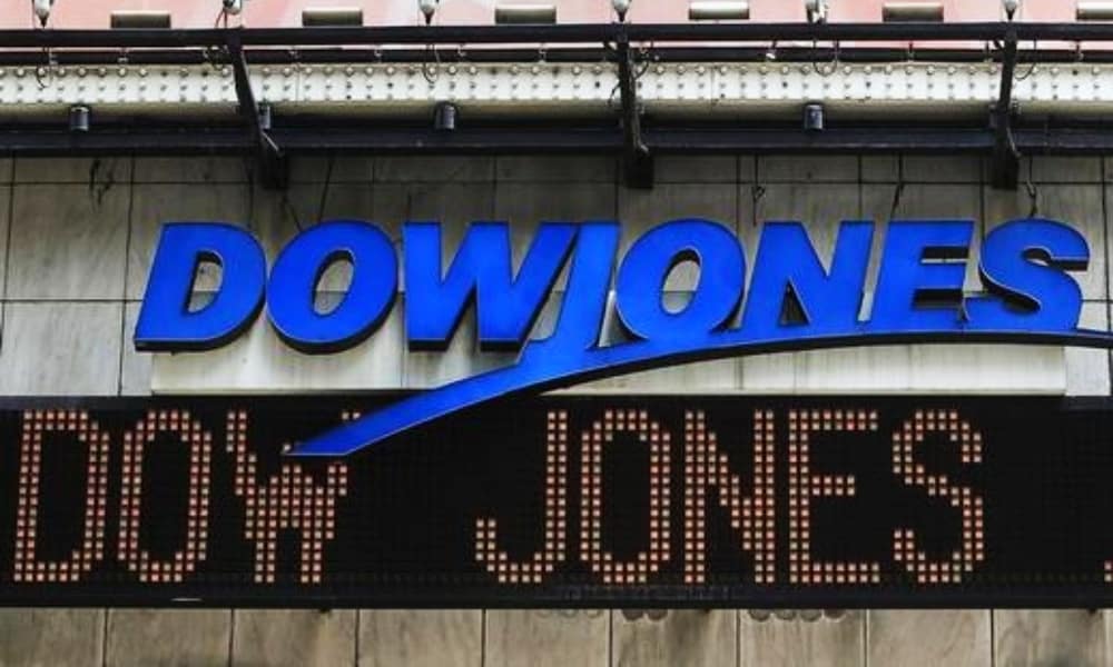 Wall Street repunta al cierre; Dow Jones registra su mayor ganancia desde julio