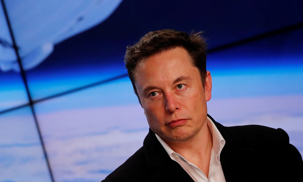 SpaceX, de Musk, afirma que ya no desplegará sus 42,000 satélites para su servicio de Internet
