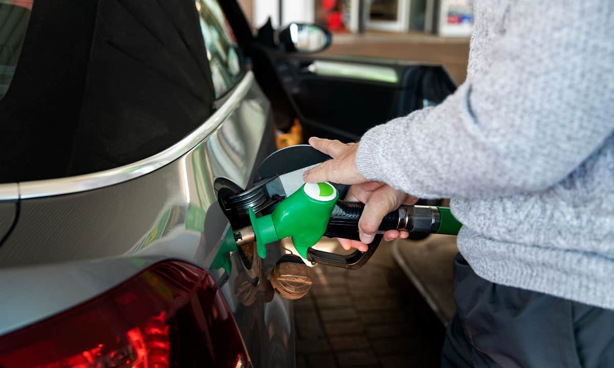 Hacienda sube estímulo fiscal a la gasolina Premium; lo mantiene en Magna
