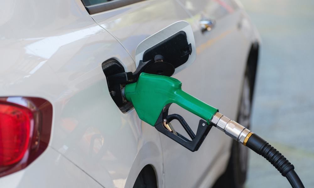 Hacienda devuelve el cobro de IEPS a gasolina Magna