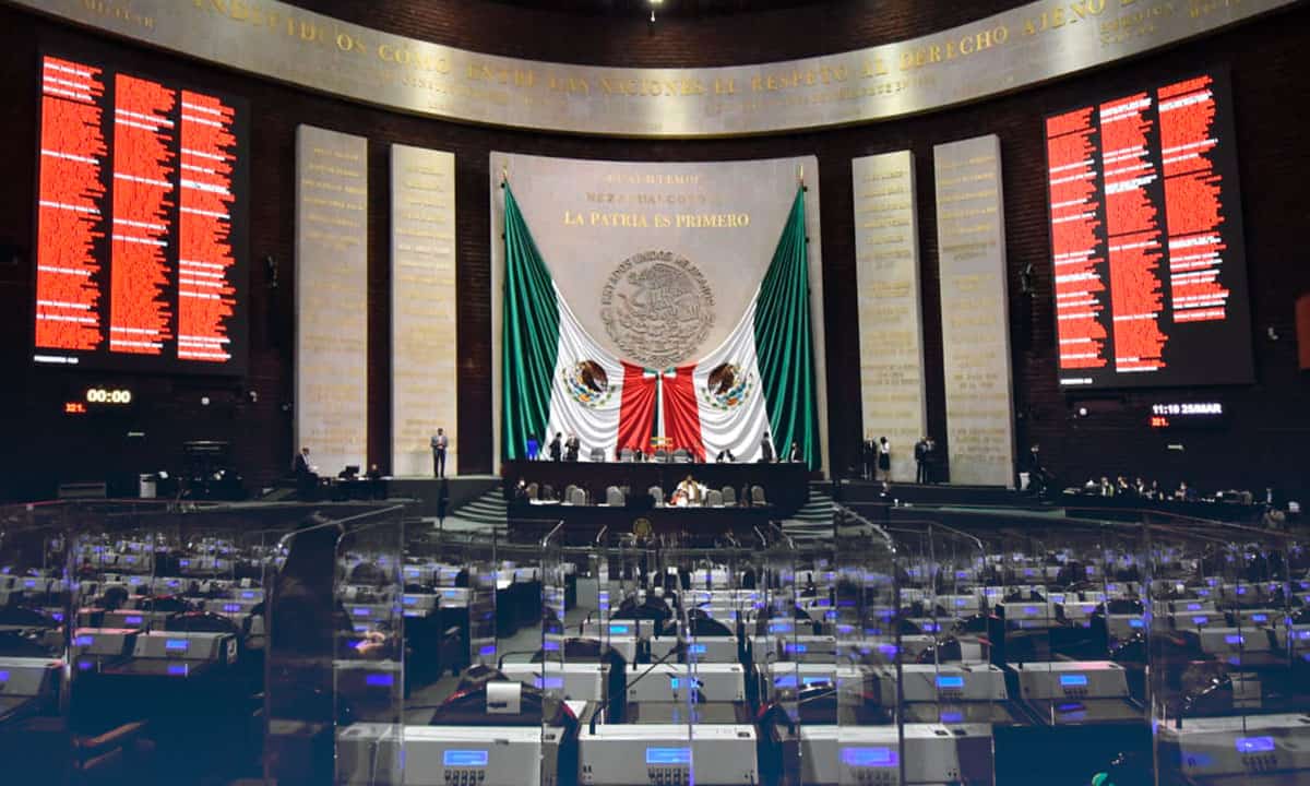 Reforma electoral de AMLO es aprobada en comisiones de la Cámara de Diputados