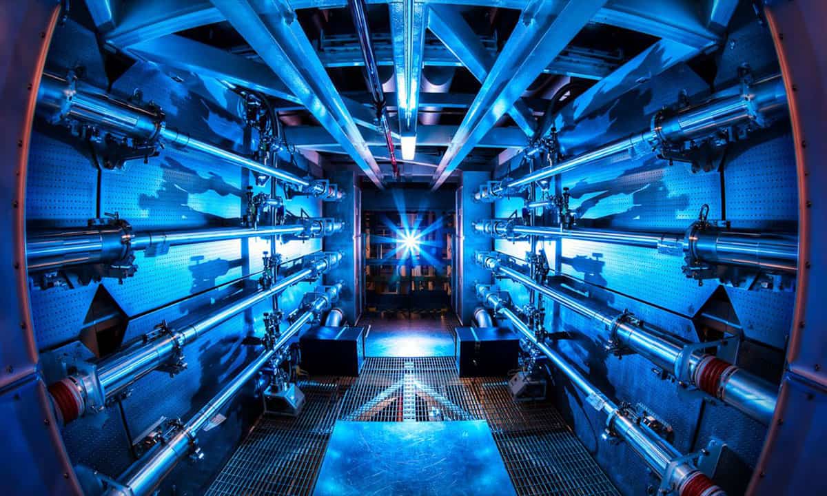 Científicos anuncian gran avance en fusión nuclear; te explicamos de qué va