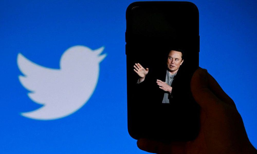 Unión Europea podría regular Twitter tras decisiones “abruptas” de Musk