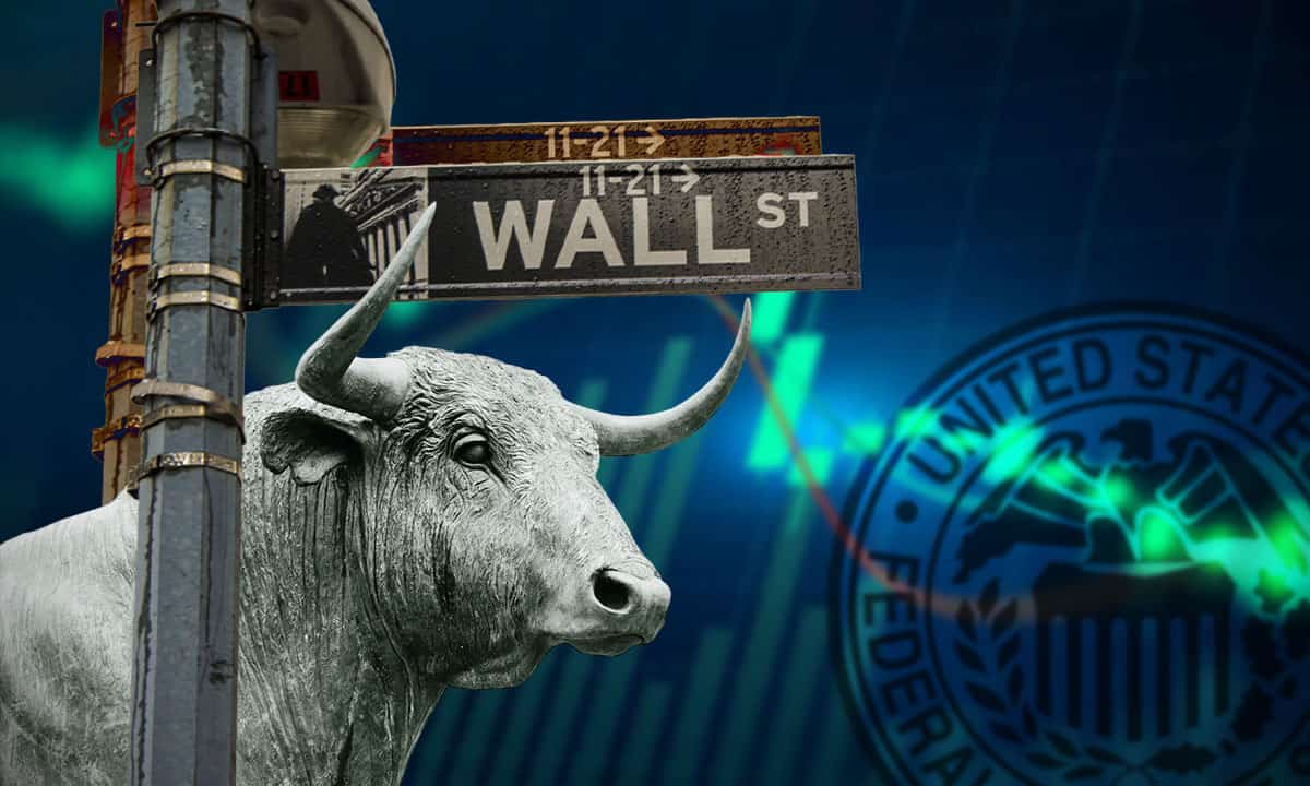 Wall Street pone pausa a repunte de dos días tras aumento de la Fed