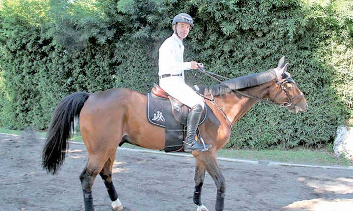 Antonio Chedraui en competencias de equitación.