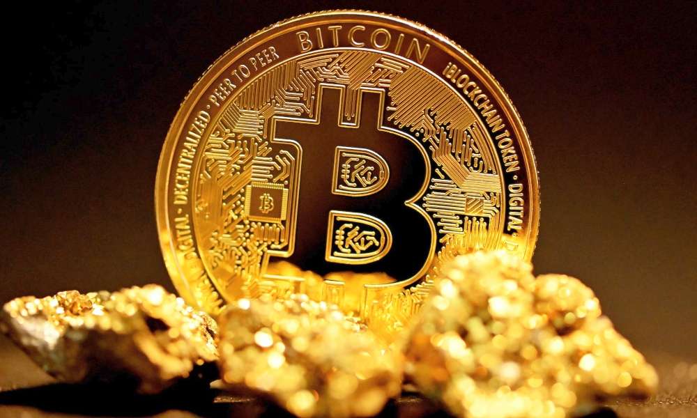 Bitcoin arranca con ganancias este 2023 y supera al oro 