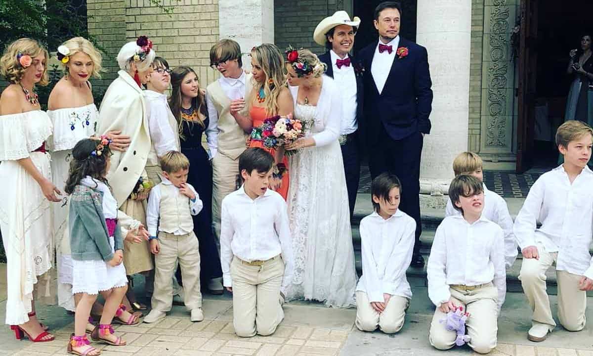 La familia de Elon Musk