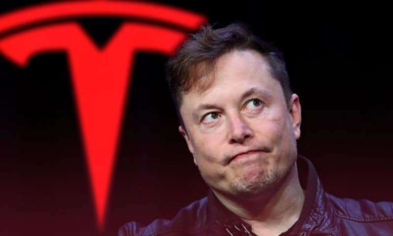 Musk ‘mintió’ sobre financiación para privatizar Tesla, dice abogado de inversores