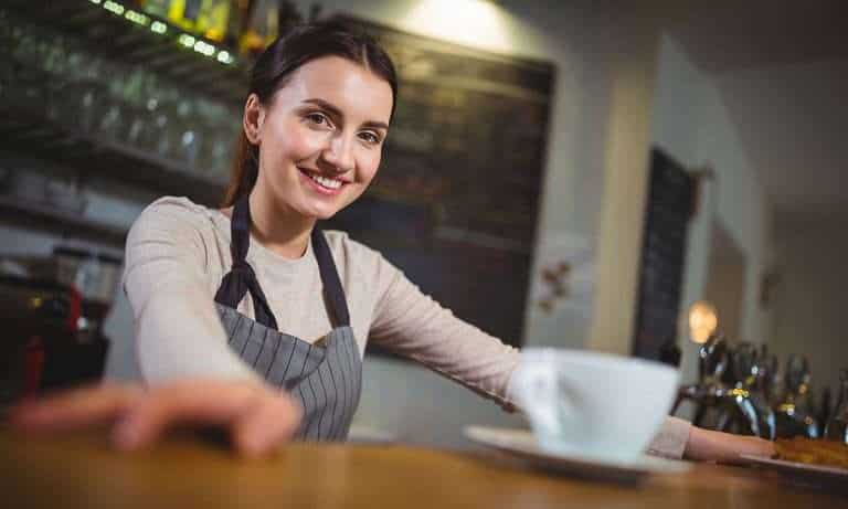 Mujeres sostienen el mercado laboral de México en el 2022, pero bajo condiciones precarias