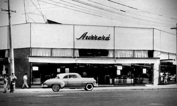 ¿Cuál es la historia de Bodega Aurrerá?