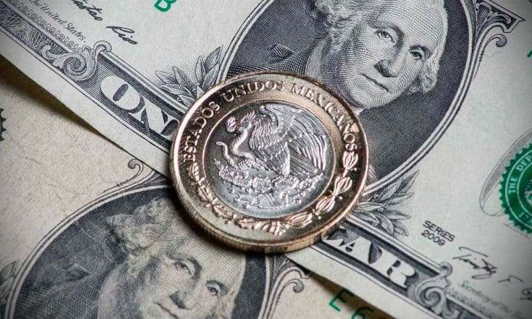 Peso marca su primera semana de pérdidas frente al dólar después de tres periodos con ganancias