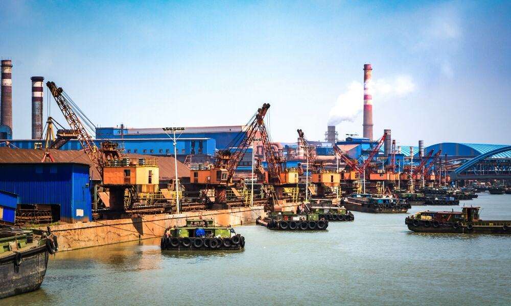 Petróleo anota su segunda ganancia semanal al hilo ante optimismo sobre la demanda china