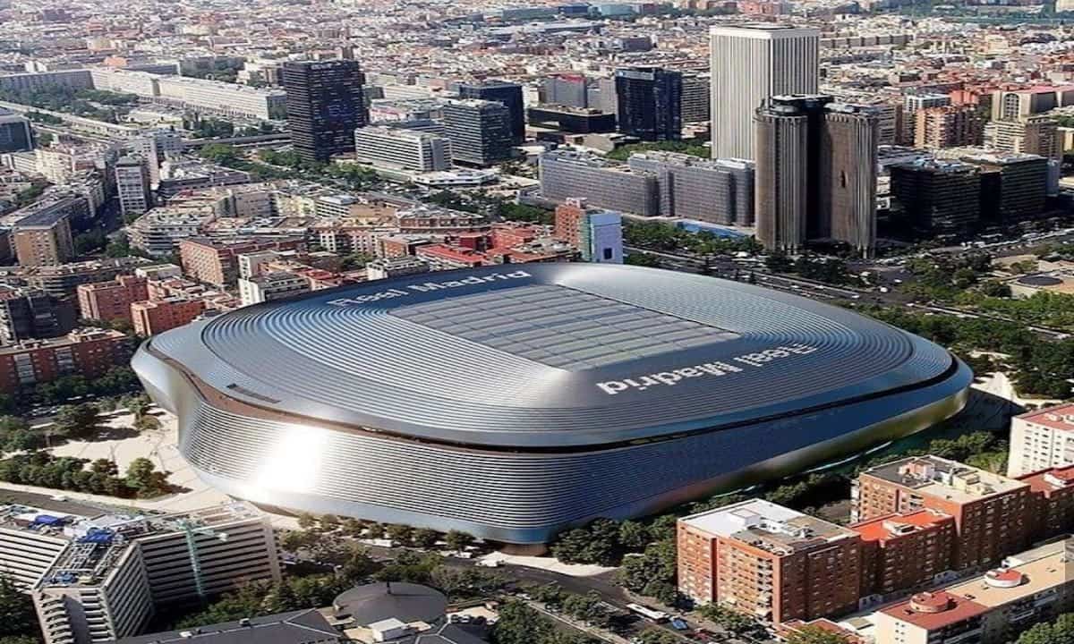 Carlos Slim y su huella en el deporte: del Santiago Bernabéu al estadio de la Universidad Católica
