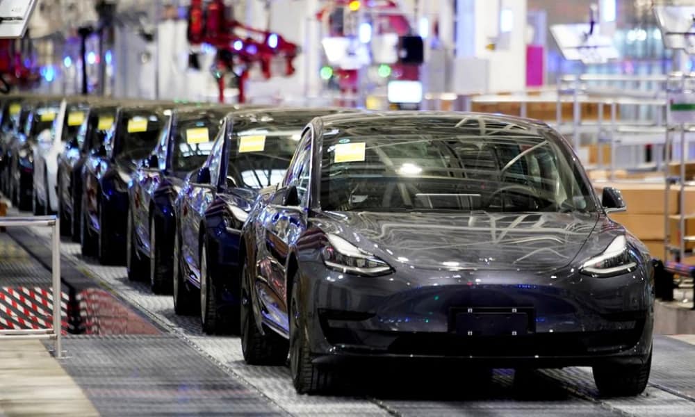 Ventas de vehículos Tesla fabricados en China caen a su nivel más bajo en cinco meses