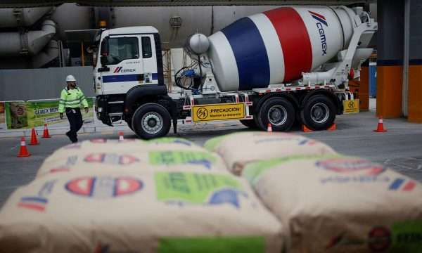 Cuál es la relación de Cemex con el club de futbol Tigres