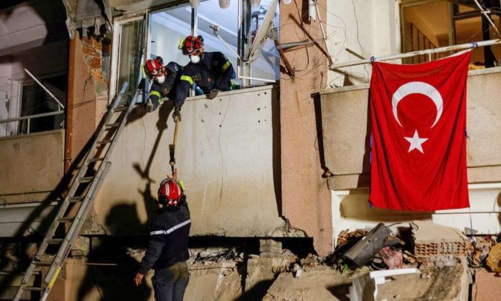 Terremoto podría costar a Turquía hasta 84,100 mdd; ya suman cerca de 36,000 fallecidos