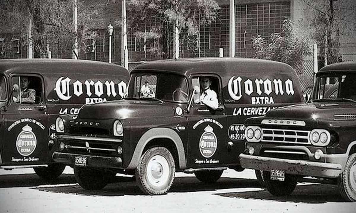 ¿Quiénes son los fundadores de la marca de cerveza Corona?
