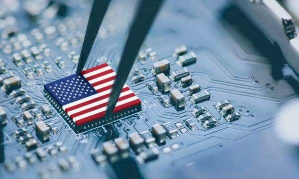 EU inicia plan para impulsar la producción de chips y preponderar en la industria