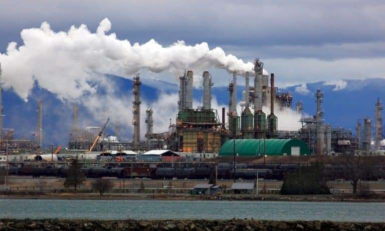 Petróleo anota ganancias por tercer día consecutivo, impulsado ​​por una mayor demanda de energía