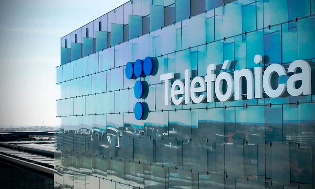 Telefónica México eleva ingresos en 4T22; migrar red a AT&T fortalece cobertura