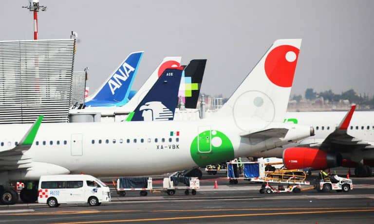 ¿Qué aerolíneas salen de la Terminal 2 del AICM?