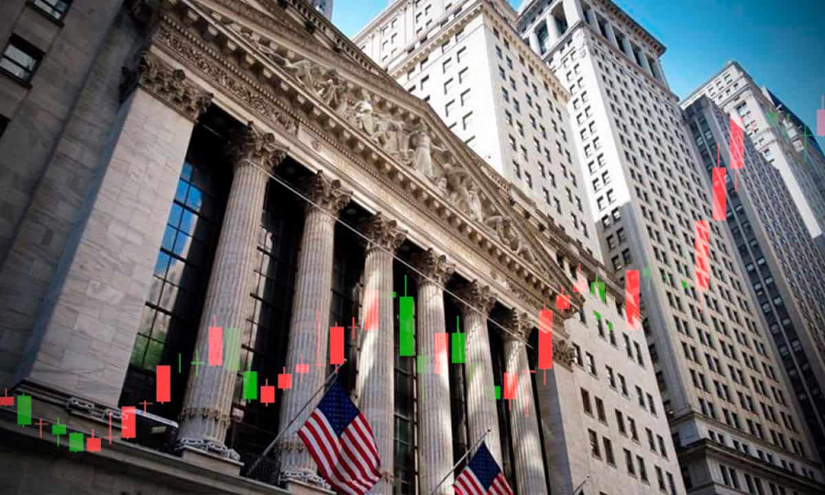 Wall Street se hunde a medida que discurso de Powell alimenta temores de una recesión
