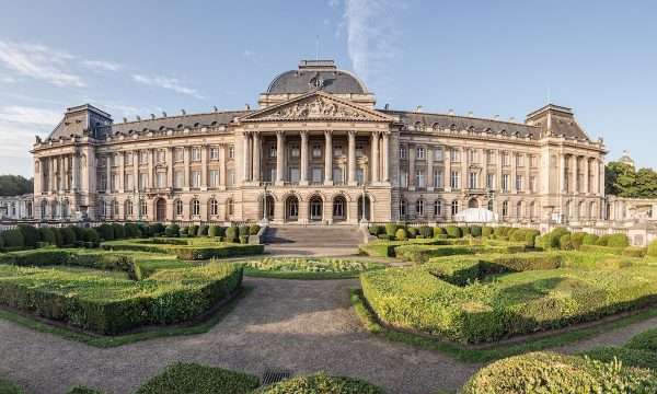 Bruselas, el único país con deuda descendiente