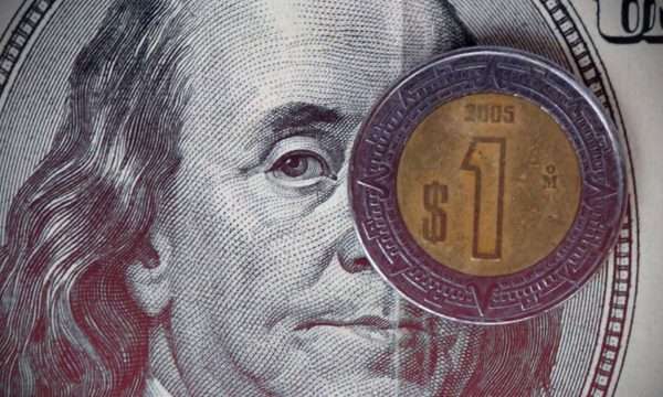 Peso se aprecia, alcanza su mejor nivel desde abril de 2018