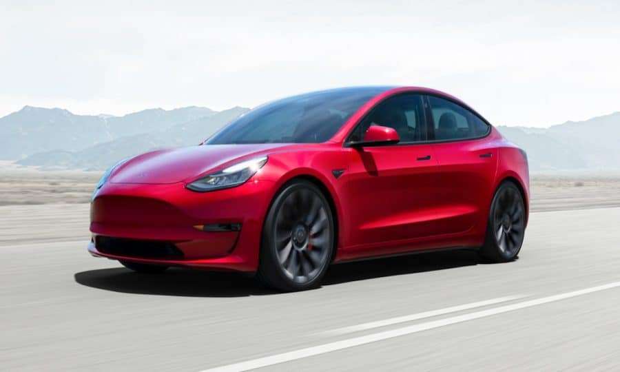 ¿Cuánto cuesta un Tesla? Precios y equipo en noviembre 2023