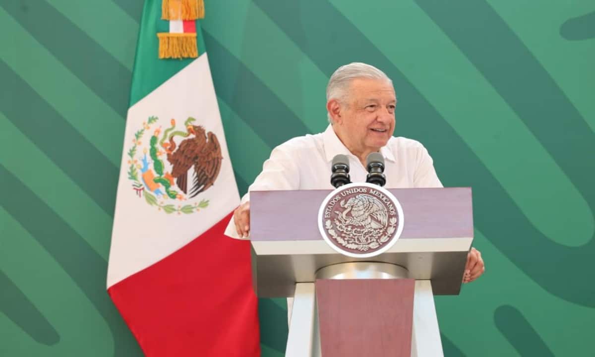 AMLO da positivo a COVID-19 por tercera vez; suspende gira por Yucatán