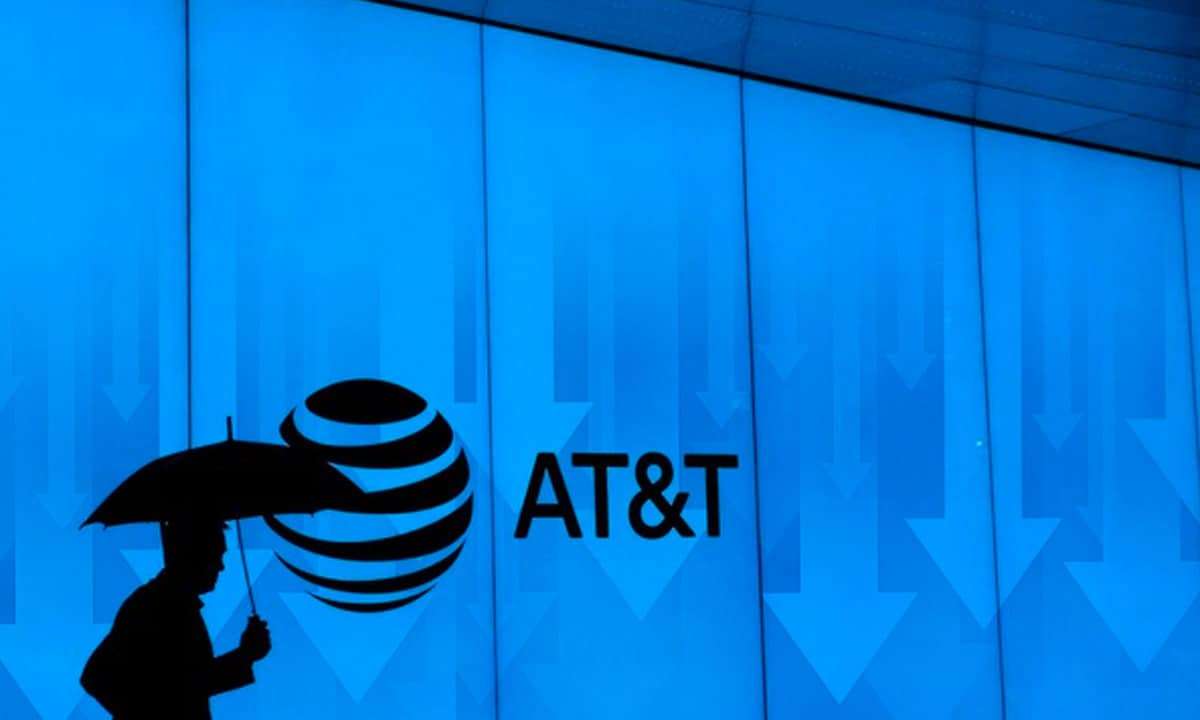 AT&T incumple las estimaciones de ingresos del 1T23; acciones caen 6% 