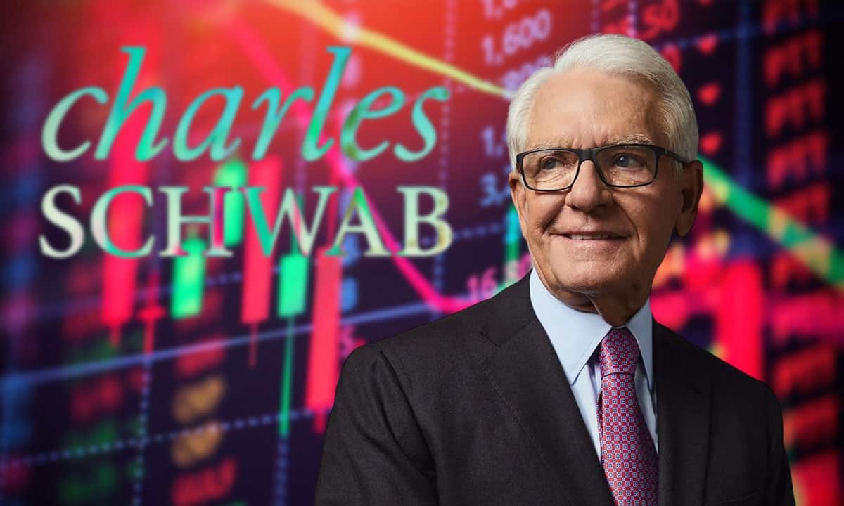 Acciones de Charles Schwab se estabilizan después de reportar una caída del 30% en los depósitos del 1T23