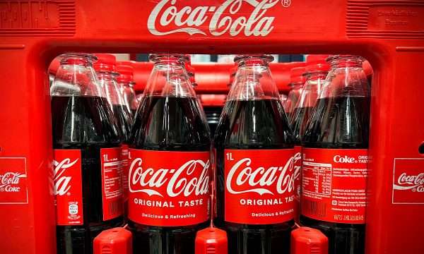 Alza de precios y mayor demanda impulsan ganancias de Coca-Cola en el 1T23