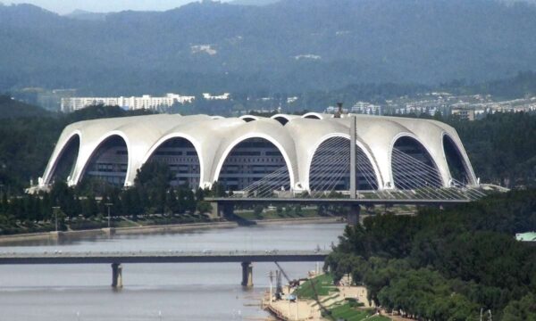 Corea del Norte tiene al primero de los estadios más grandes del mundo