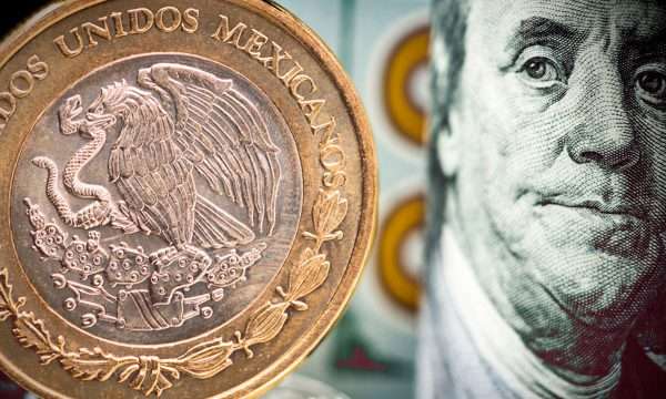 Peso se deprecia por tercera jornada consecutiva ante temor por aumento a la tasa de interés en EU