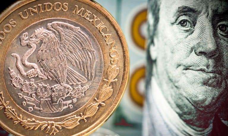 Peso se deprecia por tercera jornada consecutiva ante temor por aumento a la tasa de interés en EU