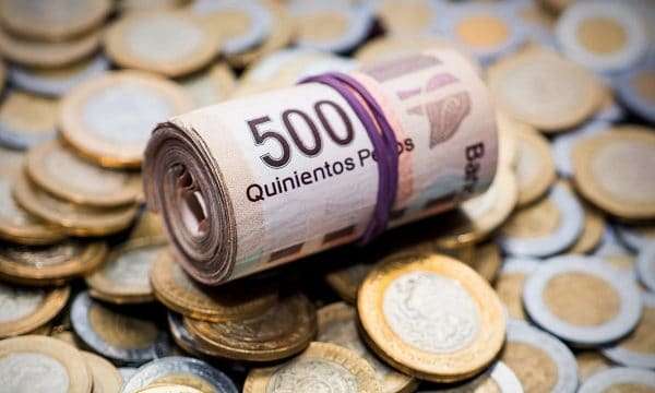 Peso cierra la primera jornada de abril con pérdidas; el tipo de cambio, en 18.05 unidades por dólar