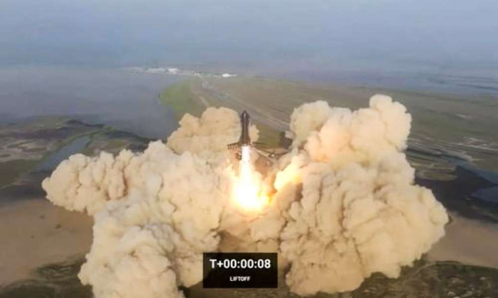 Cohete Starship, de SpaceX, despega con éxito en el primer vuelo de prueba y luego estalla