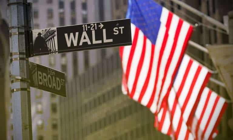 Wall Street cierra con números mixtos a la espera de la inflación de EU; Nasdaq sigue cayendo